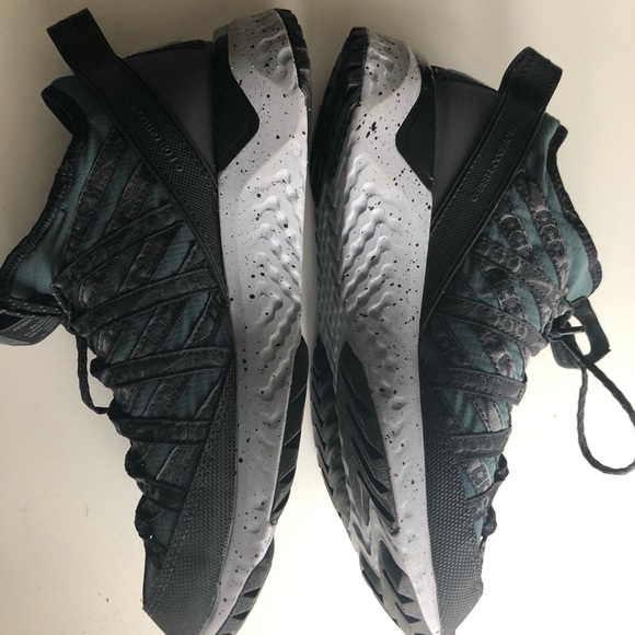 COPY - Nike ACG React Terra Gobe Sneaker - Picture 6 of 9